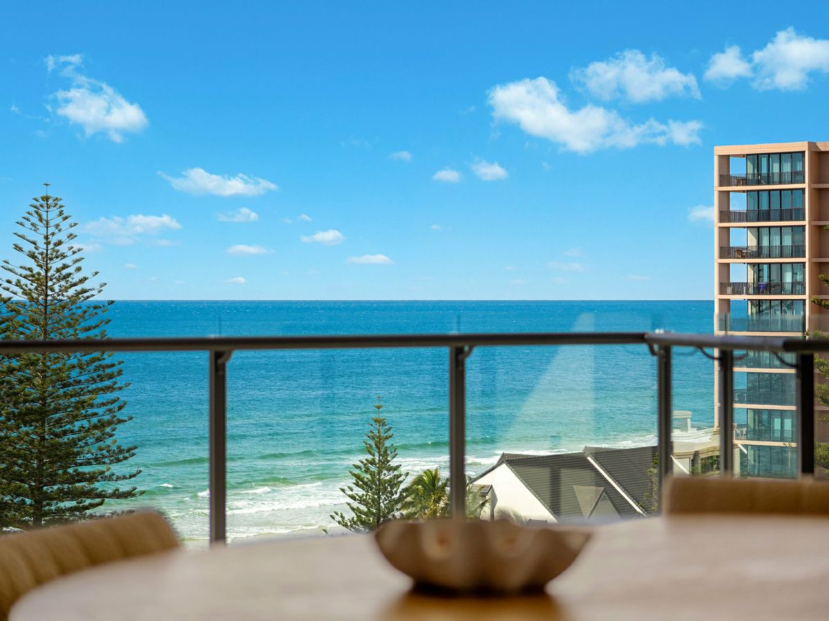 21004/1328 Gold Coast Highway, Palm Beach - image 1