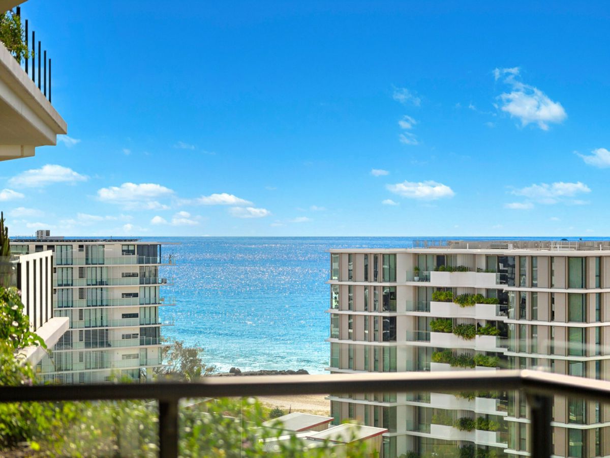 21004/1328 Gold Coast Highway, Palm Beach - image 2
