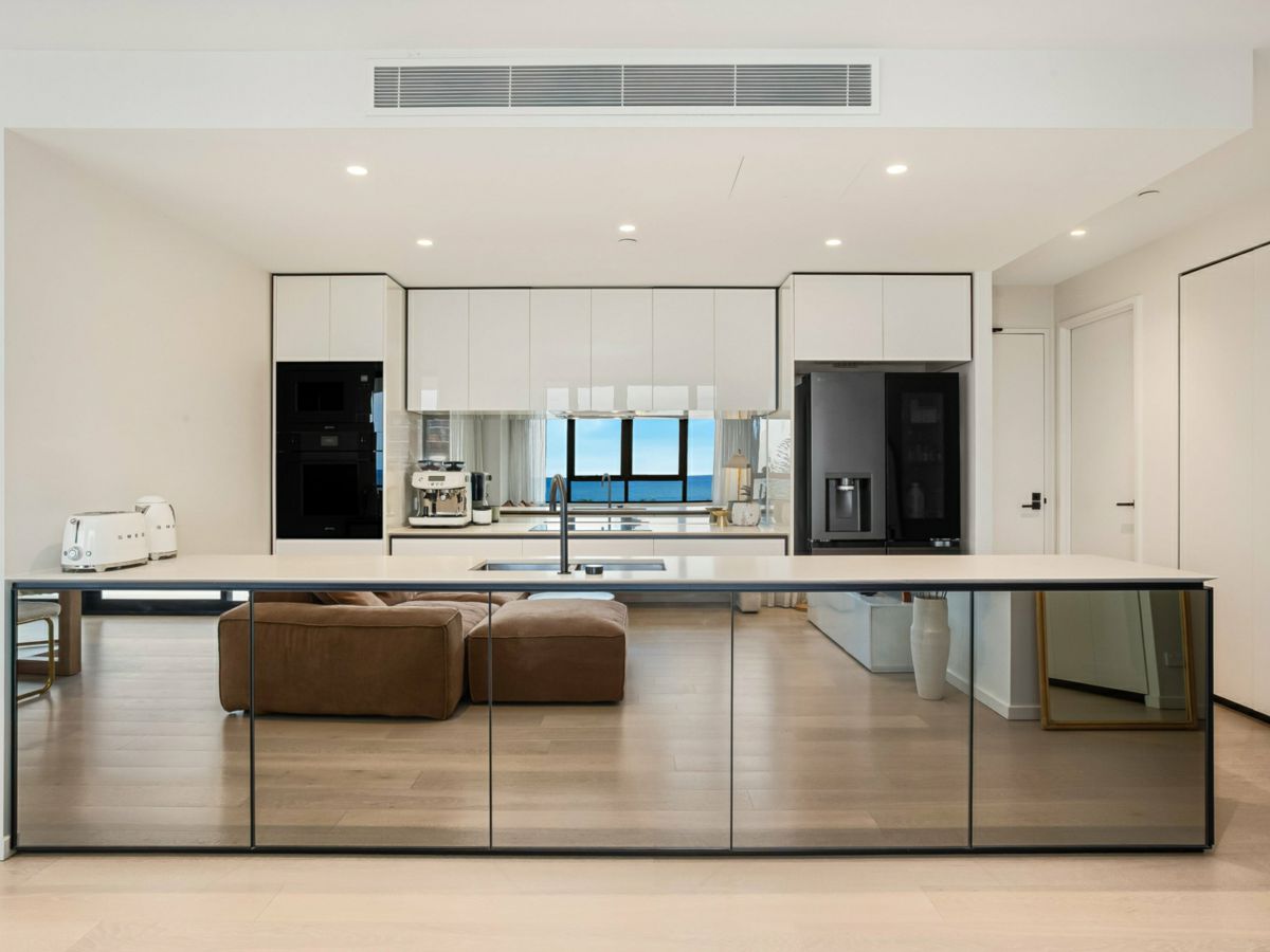 21004/1328 Gold Coast Highway, Palm Beach - image 3