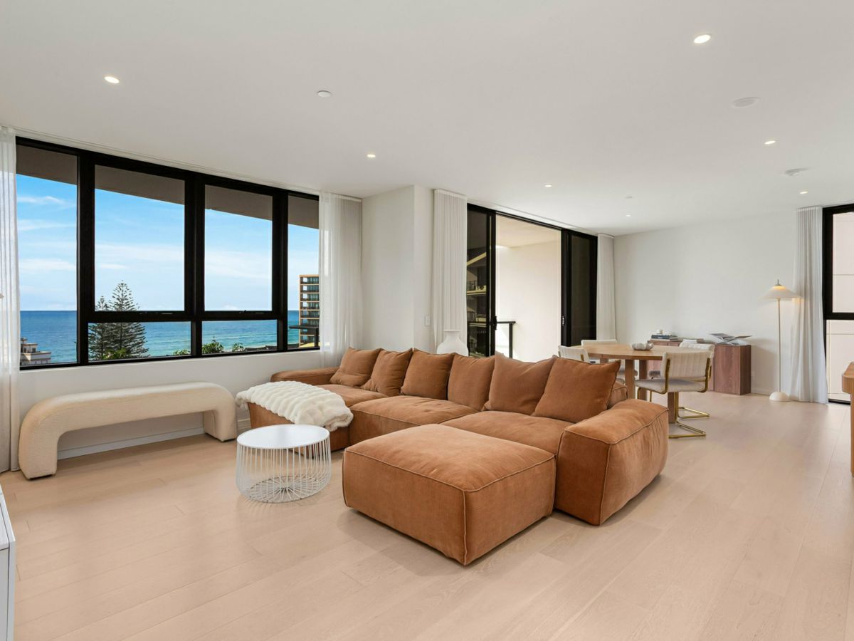 21004/1328 Gold Coast Highway, Palm Beach - image 3