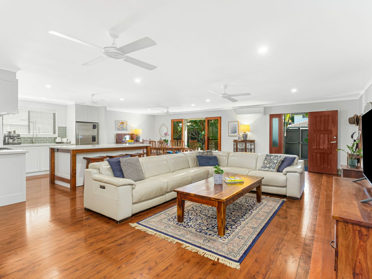 19 Pinaroo Crescent, Ashmore - image 3
