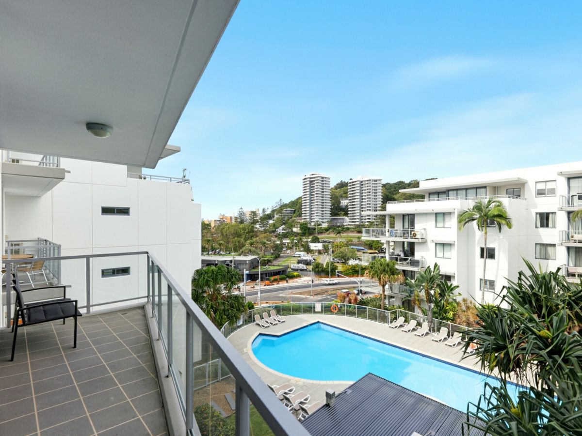1106/1 Ocean Street, Burleigh Heads - image 2