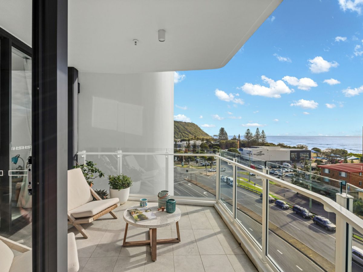 705/5 Nyrang Avenue, Palm Beach - image 2