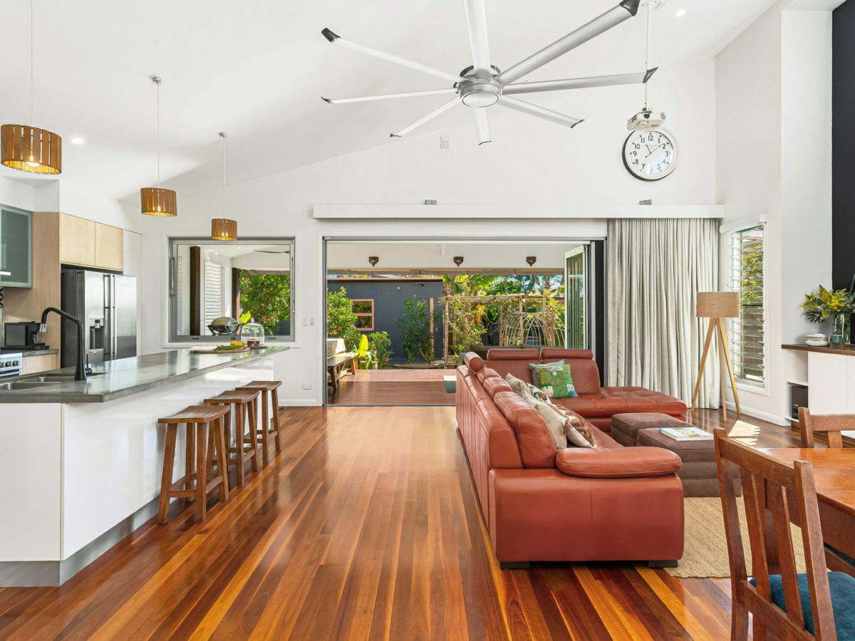77 Palm Beach Avenue, Palm Beach - image 2