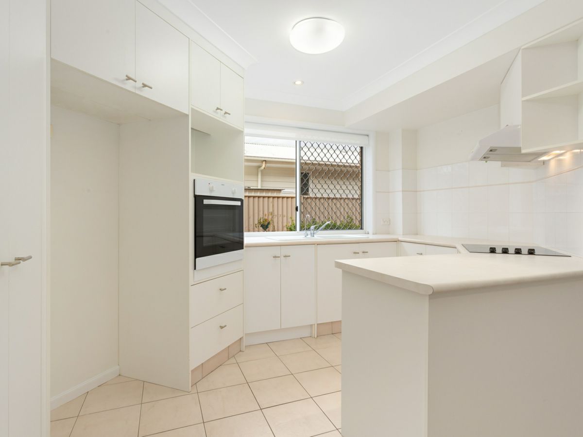 2/25 Twenty Seventh Avenue, Palm Beach - image 3