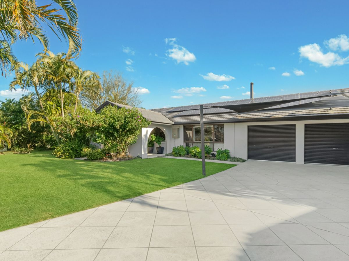 12 Cedar Court, Palm Beach - image 2