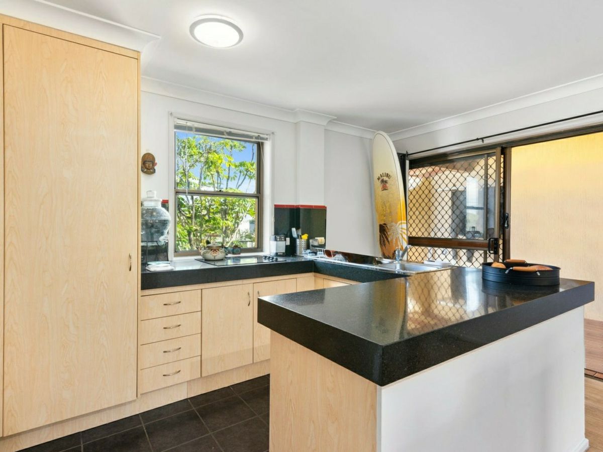 6/20 Fifteenth Avenue, Palm Beach - image 2