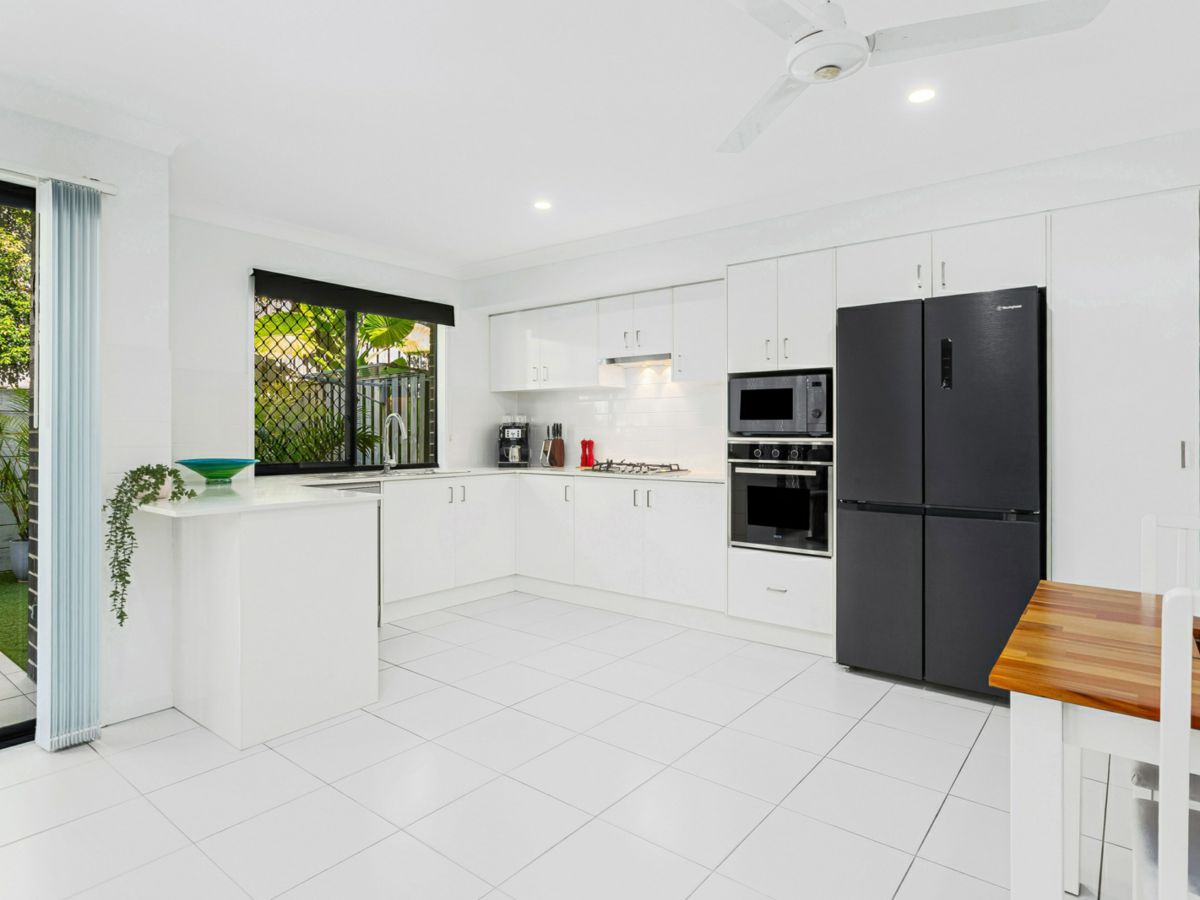27/7 Border Drive North, Currumbin Waters - image 3