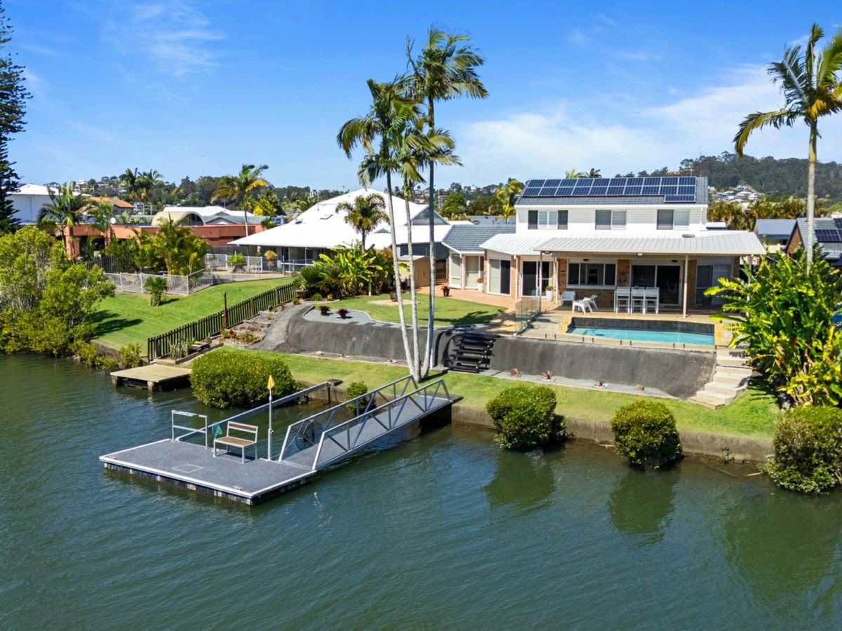 11 Kentia Court, Elanora - image 1