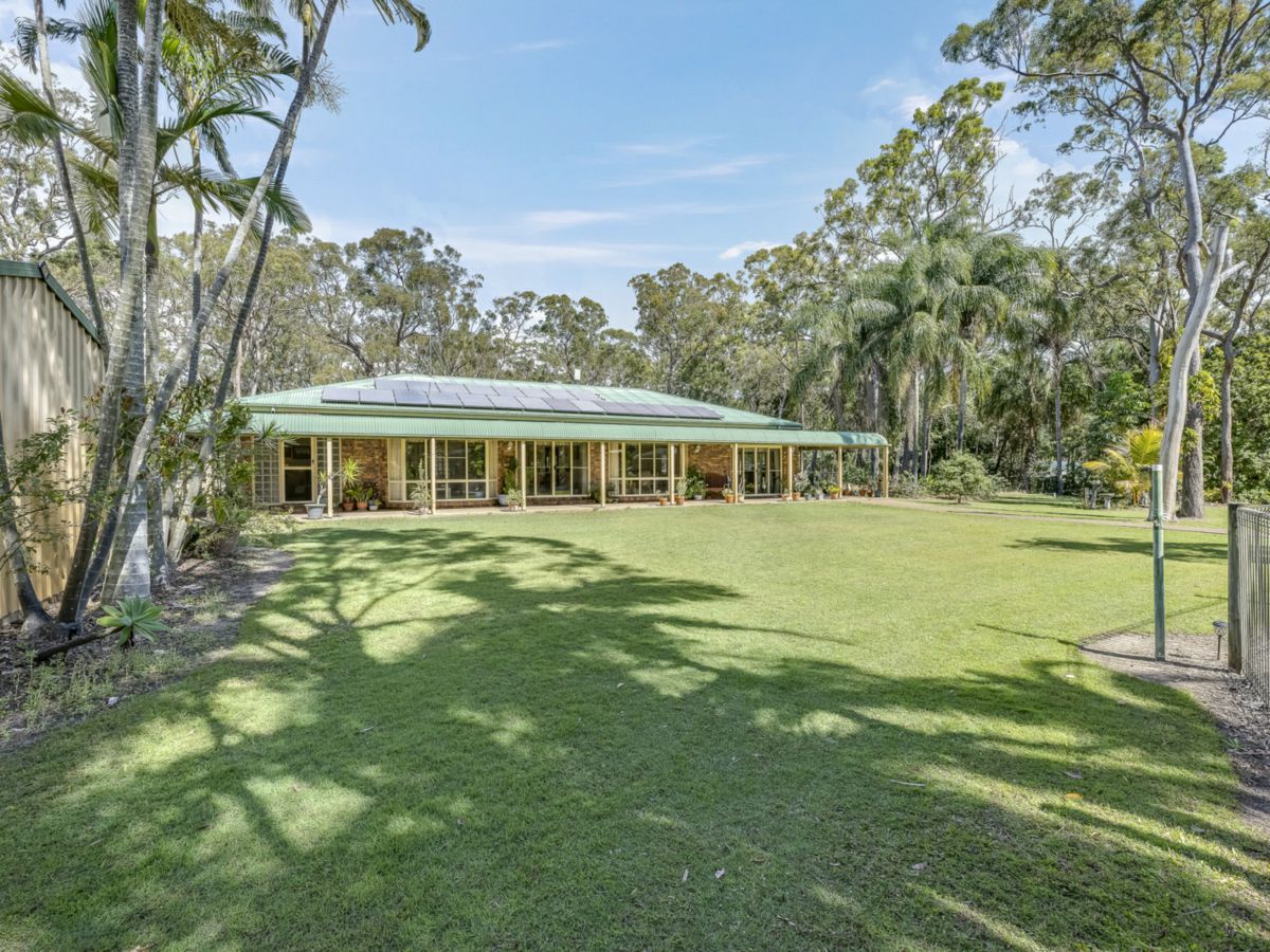 14 Hannah Court, Moore Park Beach - image 2