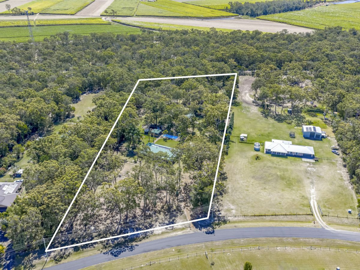 14 Hannah Court, Moore Park Beach - image 3