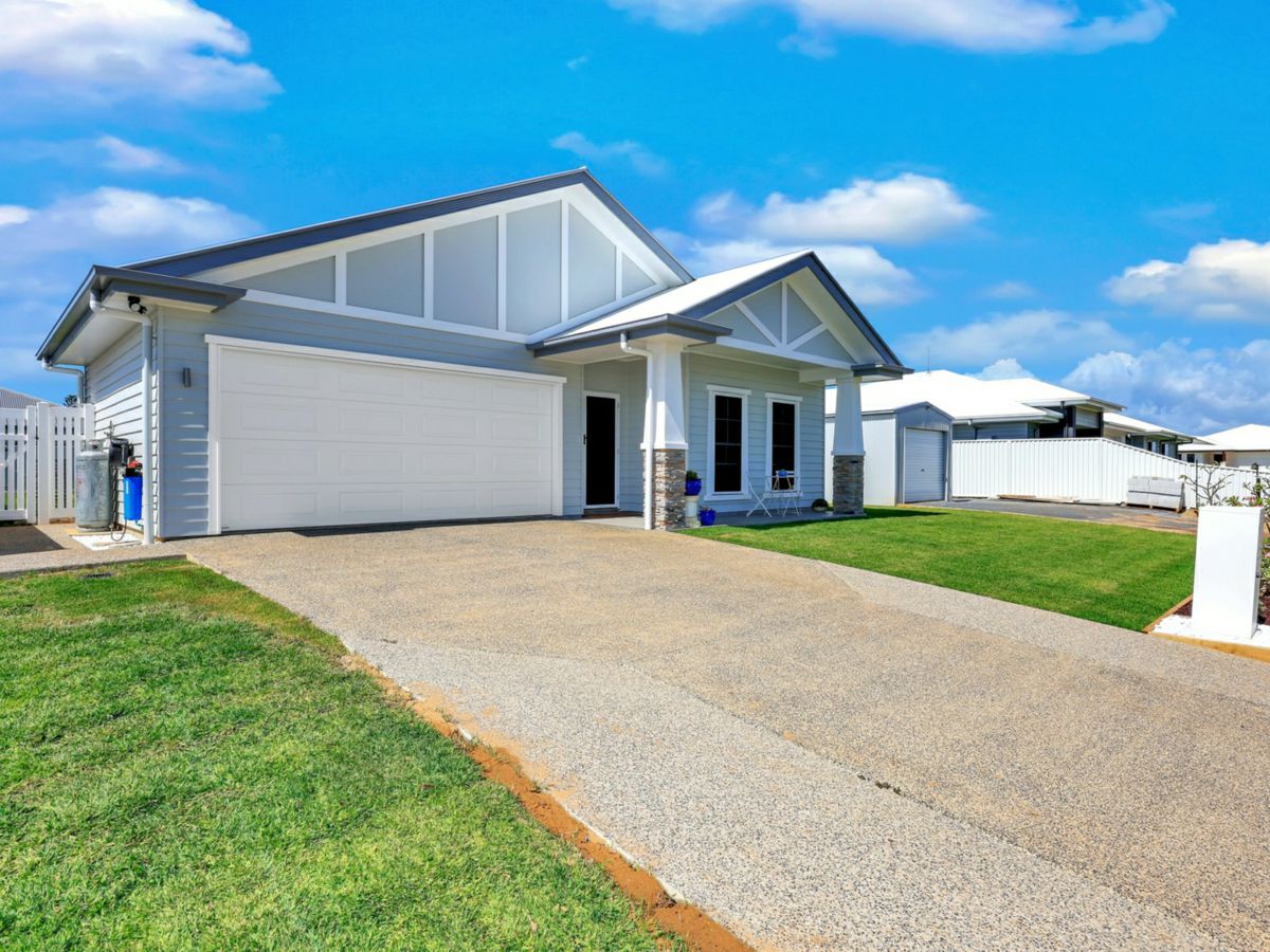 41 Golf View Drive, Coral Cove - image 3