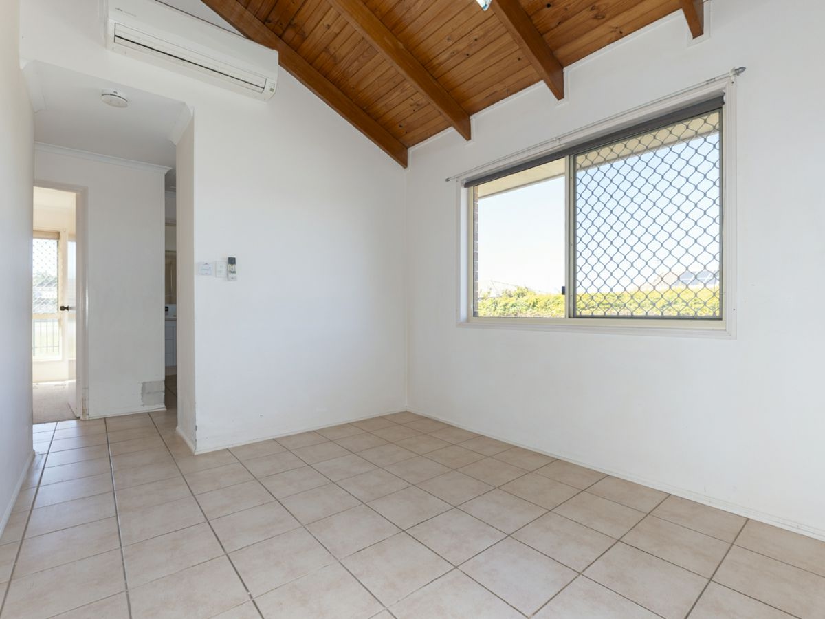 9/23 Thabeban Street, Avenell Heights - image 3