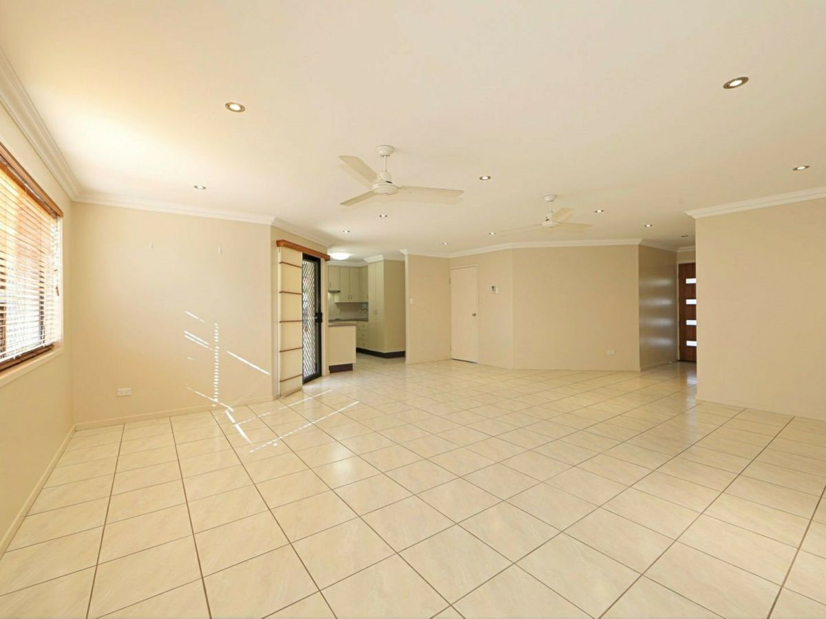 14A Palmer Street, Millbank - image 3