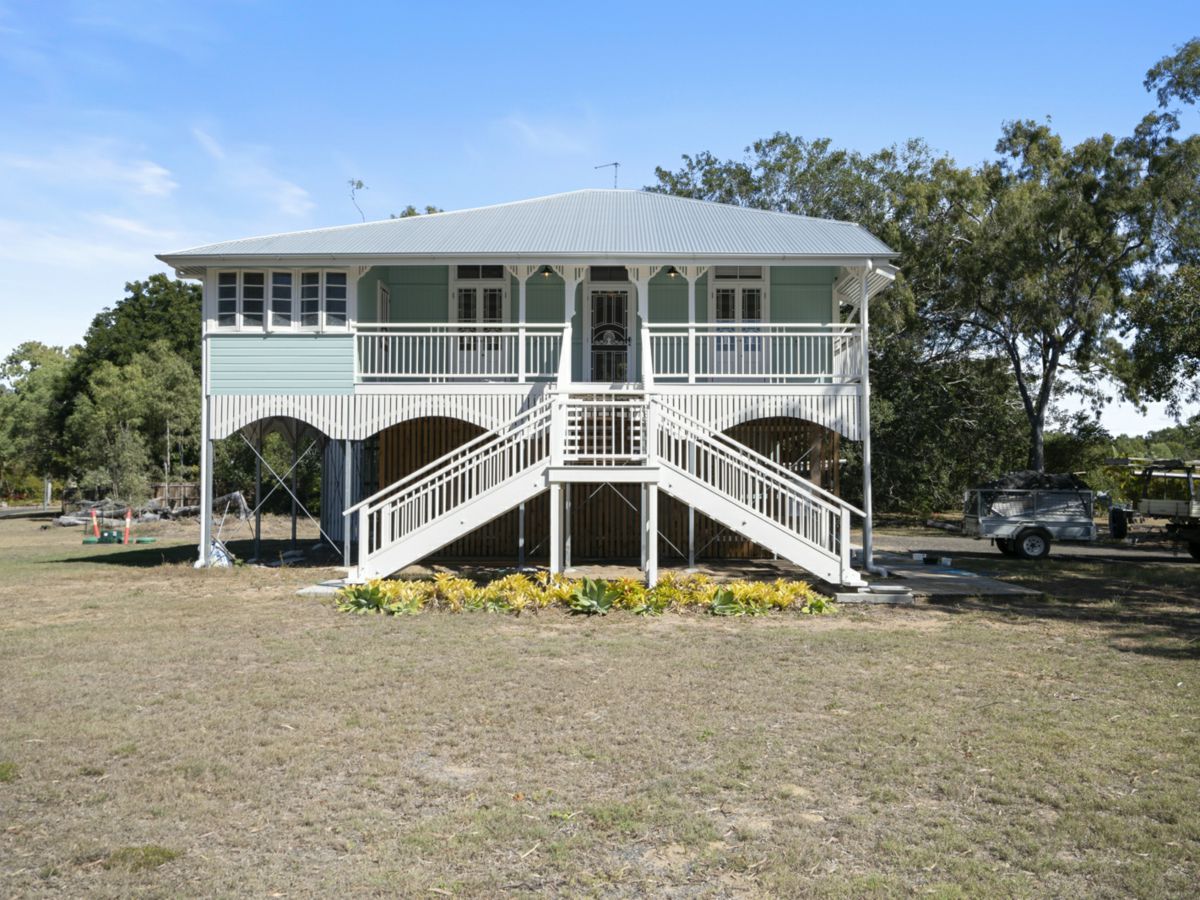 27 Royal Boulevard, Moore Park Beach - image 1