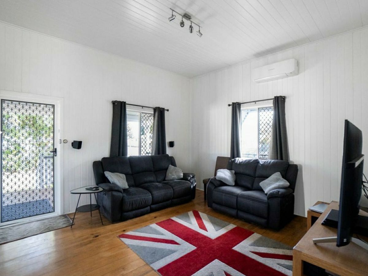 136 Barolin Street, Walkervale - image 2