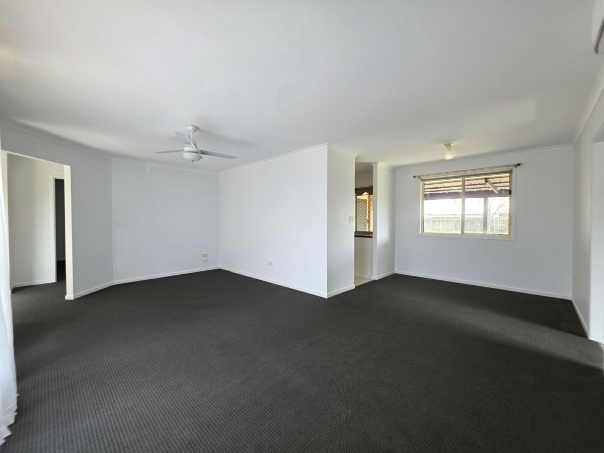 21 Clive Crescent, Kepnock - image 2