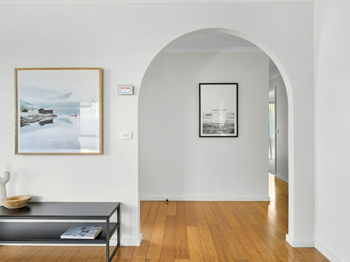 41 Collins Crescent, Berwick - image 2