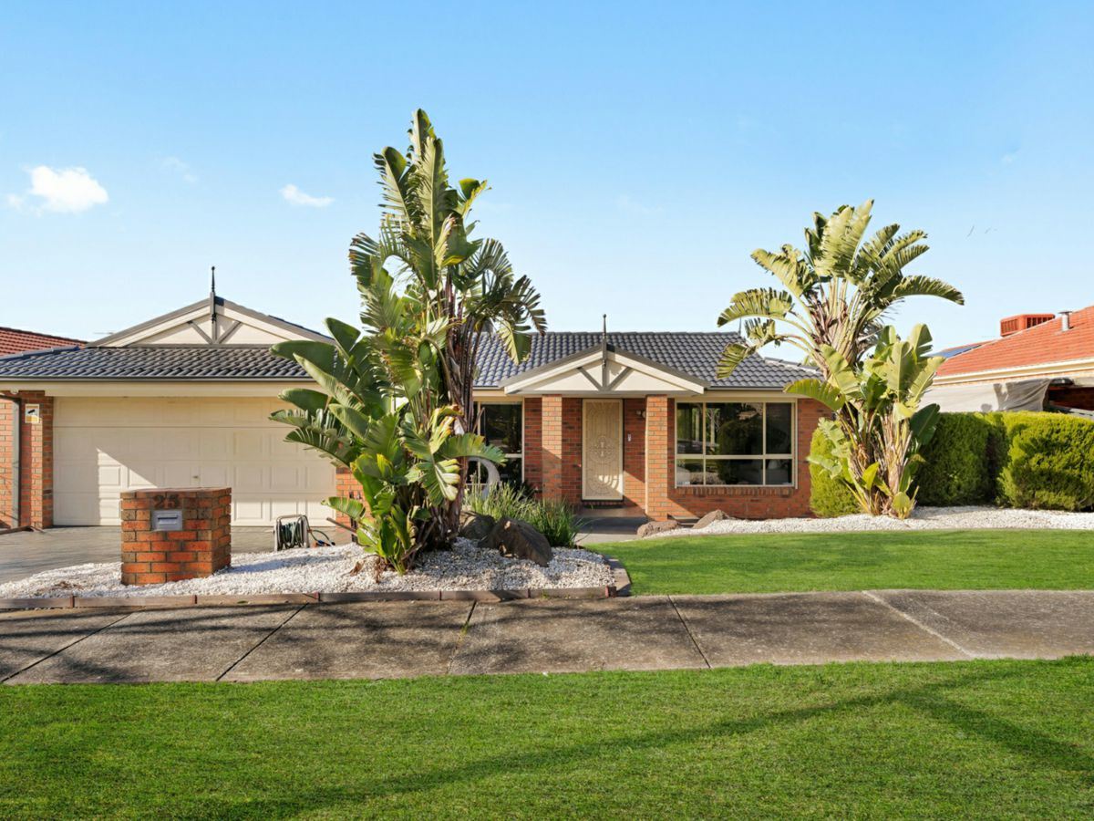 25 Lawson Way, Endeavour Hills - image 1