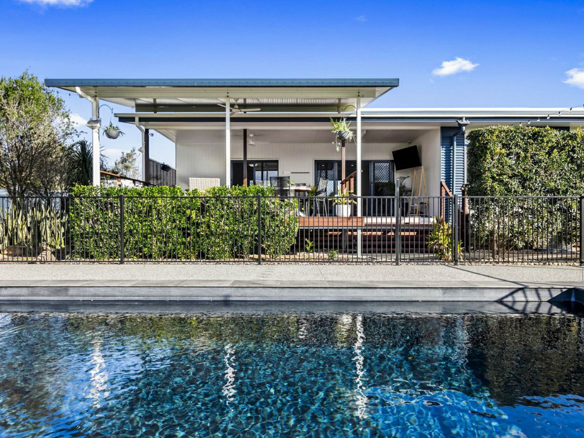 2 Niclintel Place, Oakhurst - image 1