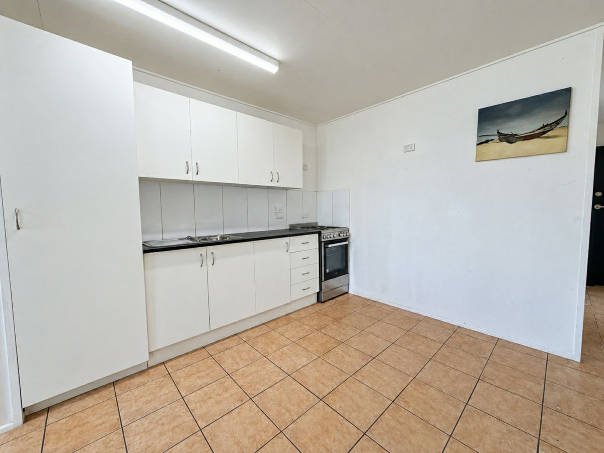 2/17 Eckert Road, Boonooroo - image 2