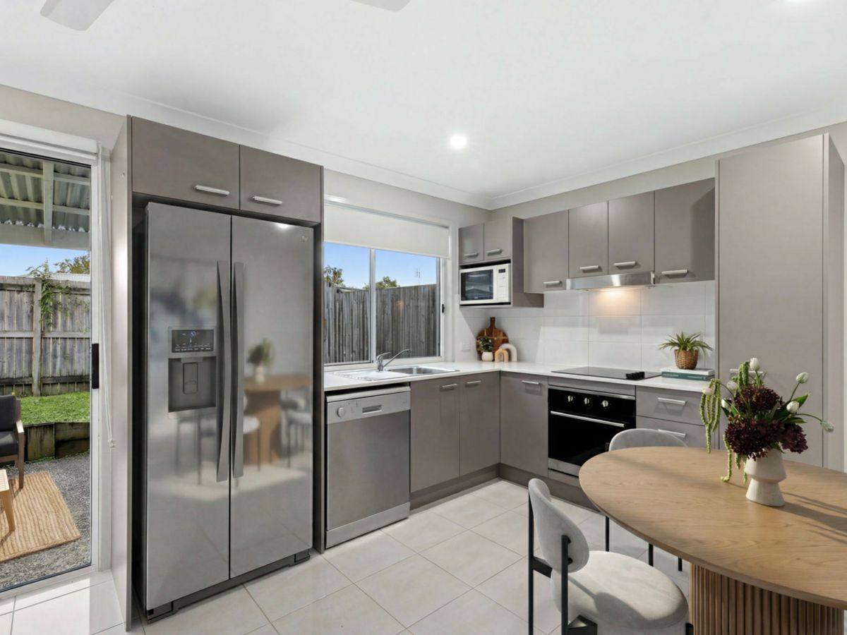 2/13 Poole Road, Glass House Mountains - image 2