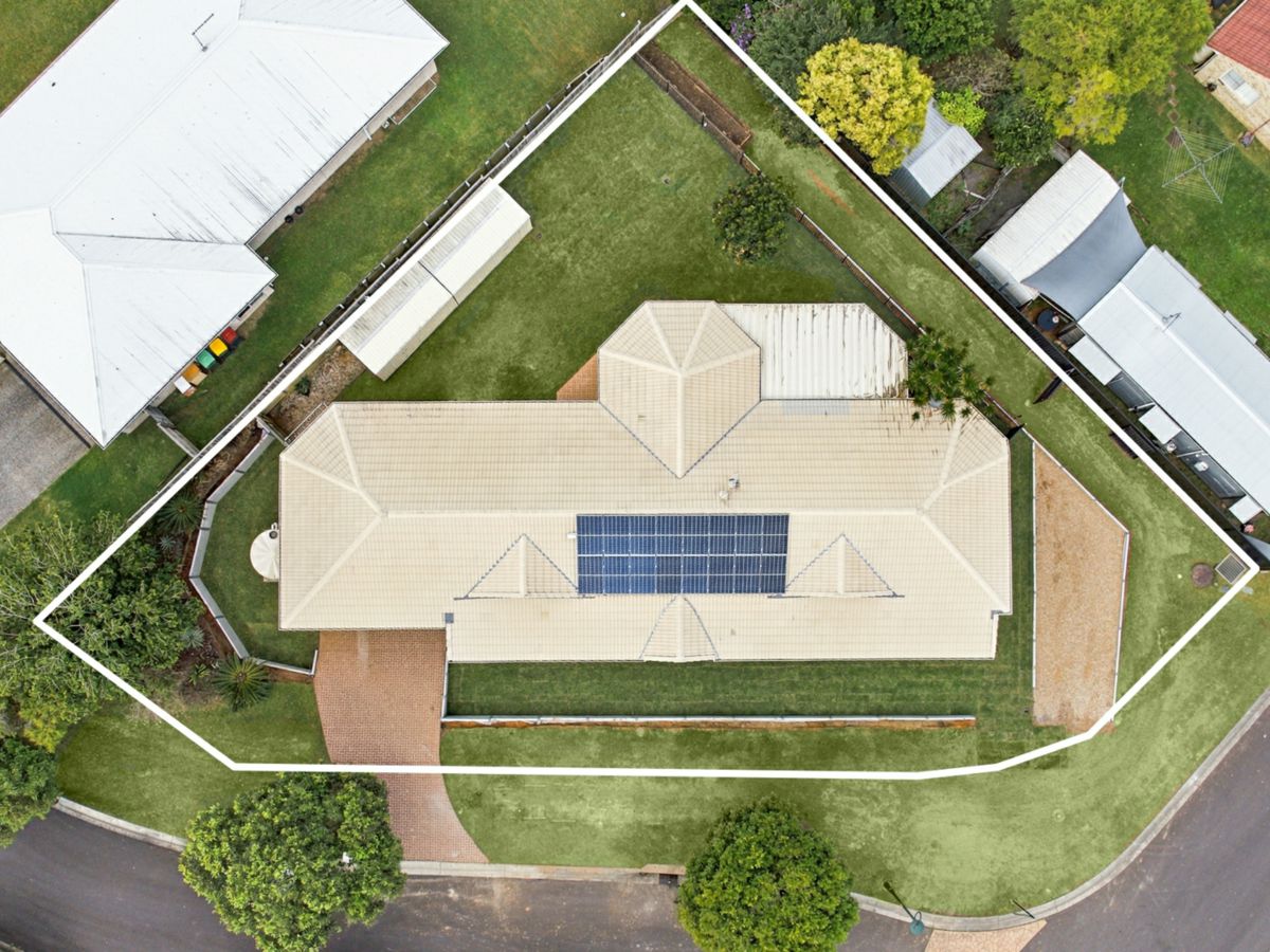 2 Cayenne Court, Glass House Mountains - image 2