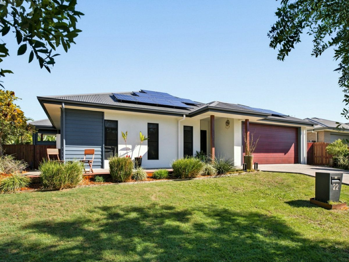 22 Pinnacles Drive, Glass House Mountains - image 1