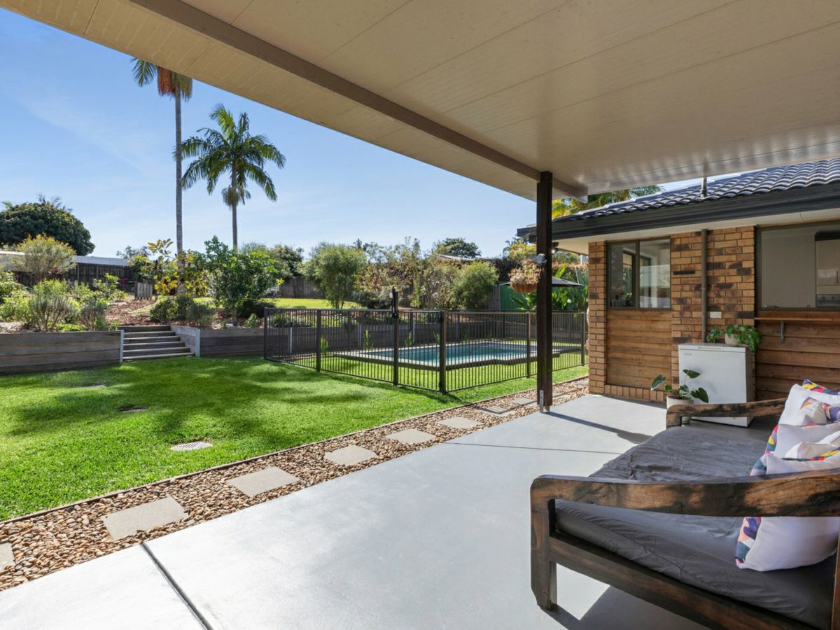 11 Heritage Drive, Glass House Mountains - image 2