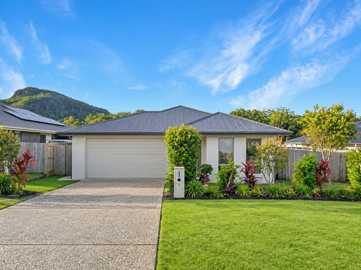 44 Ngungun Crescent, Glass House Mountains - image 1