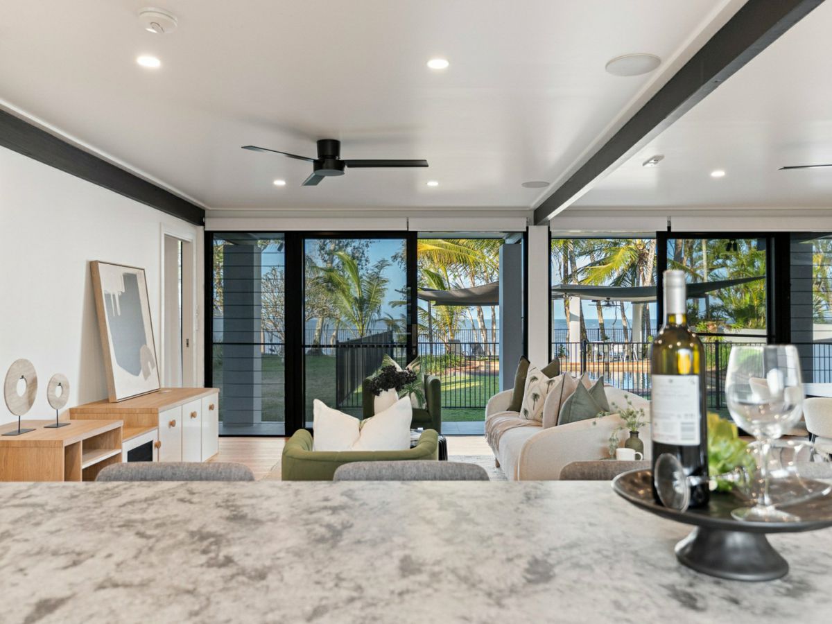 8 Coconut Street, Holloways Beach - image 2