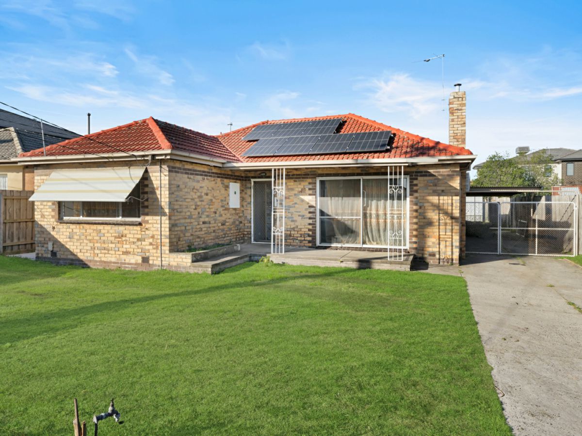 31 Haresta Avenue, Dandenong - image 1