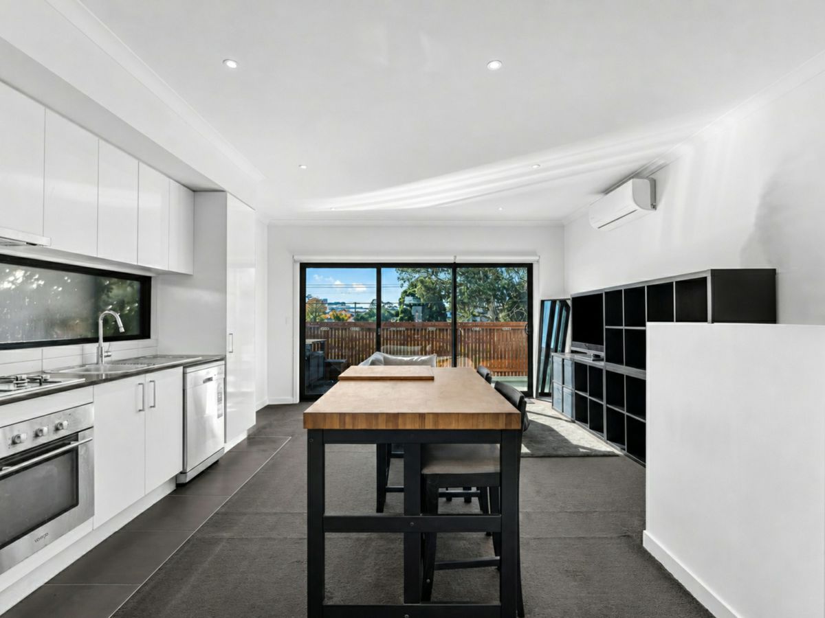 3/480 Haughton Road, Clayton South - image 3