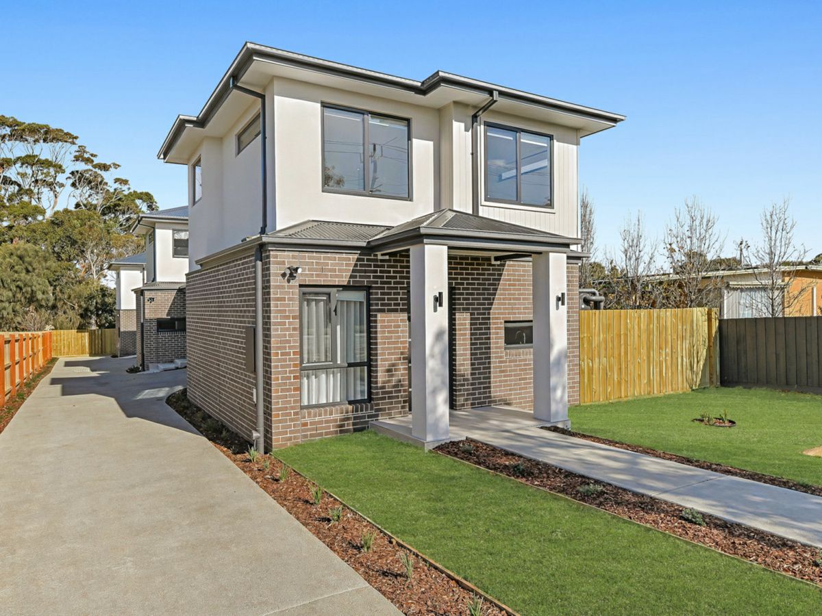 1/215 Eastbourne Road, Rosebud - image 1