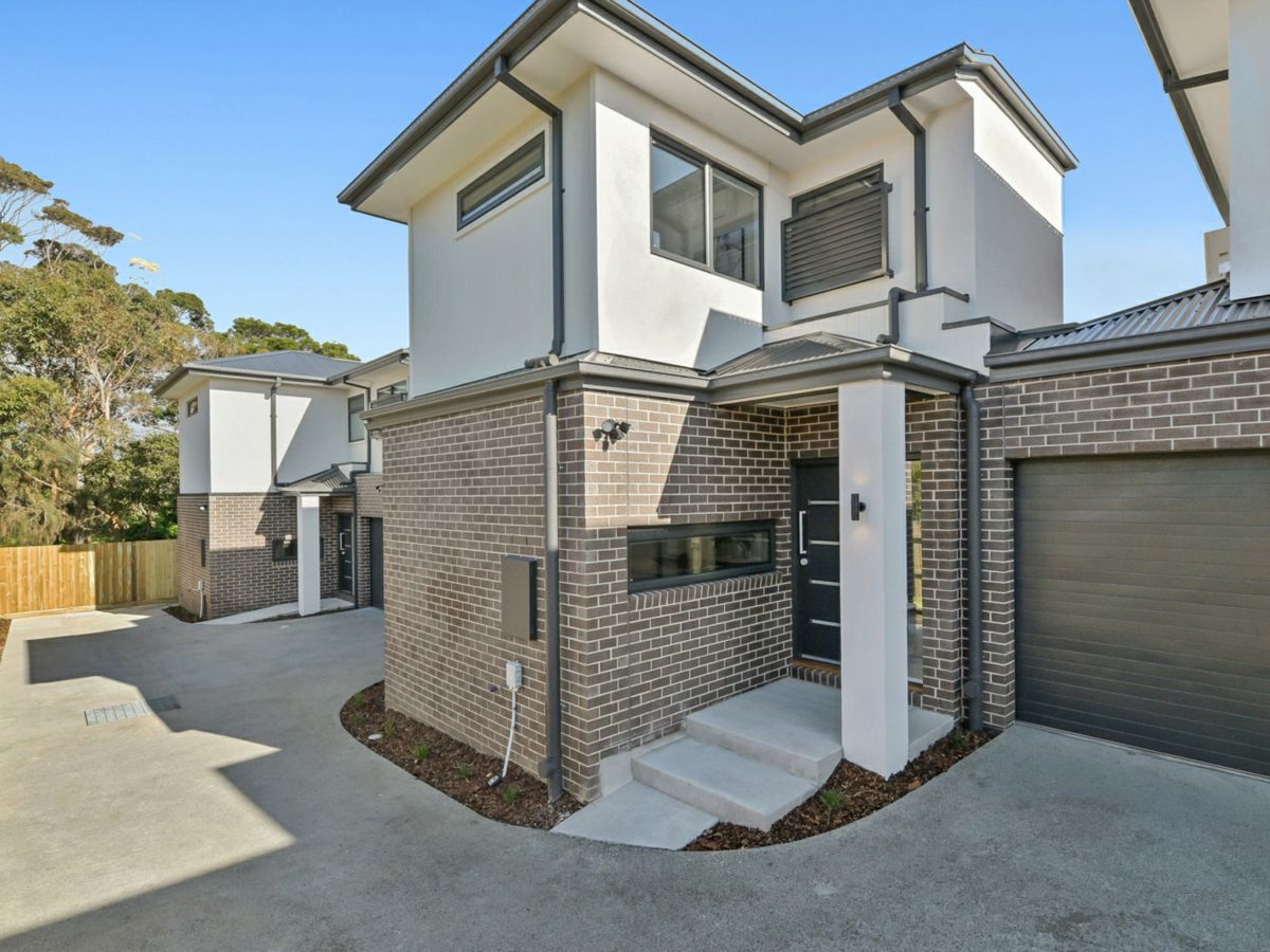 2/215 Eastbourne Road, Rosebud - image 1