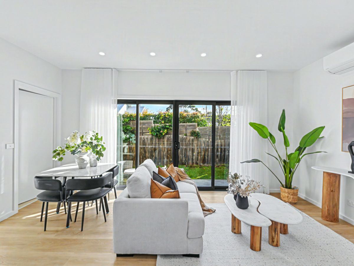 2/215 Eastbourne Road, Rosebud - image 2
