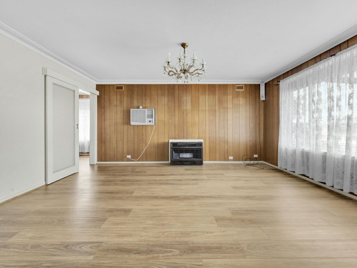 69 Bundeena Avenue, Keysborough - image 2