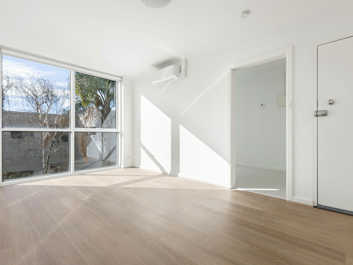 21/213 Williams Road, South Yarra - image 1