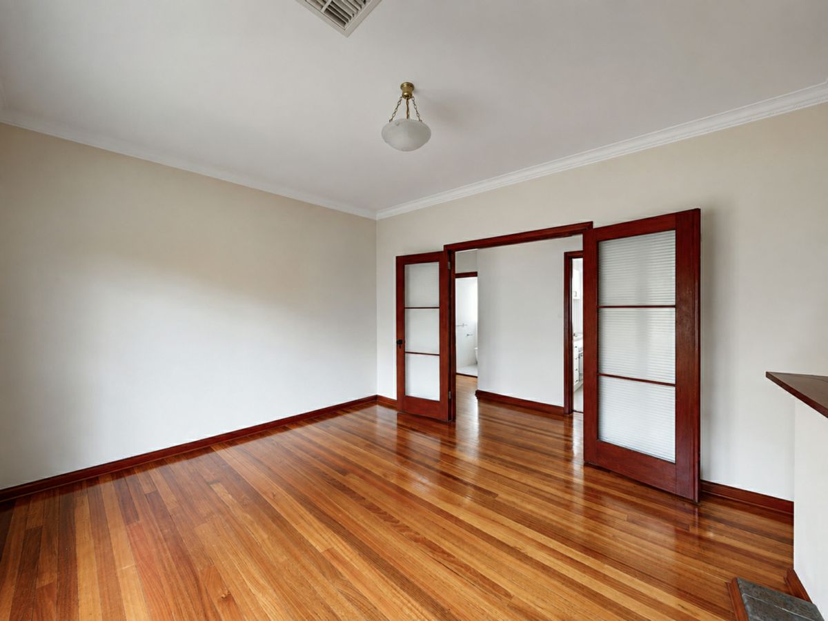 4/17 Joyce Street, Elwood - image 2