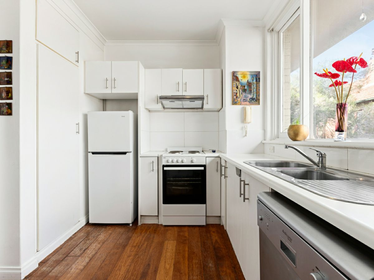 10/119 Brighton Road, Elwood - image 3
