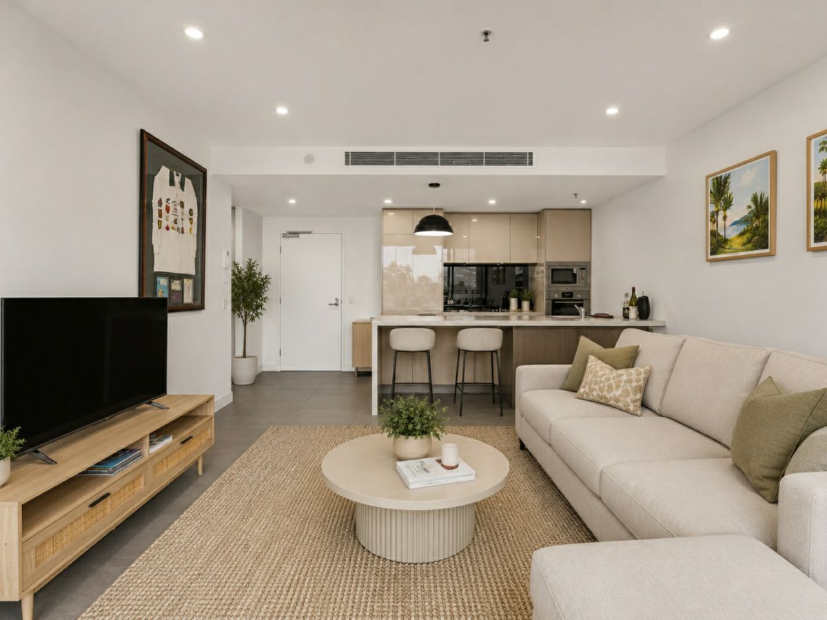 701/855 Stanley Street, Woolloongabba - image 2