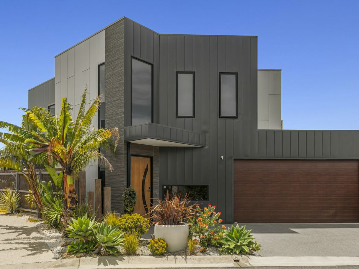18 Bayview Terrace, Torquay - image 1
