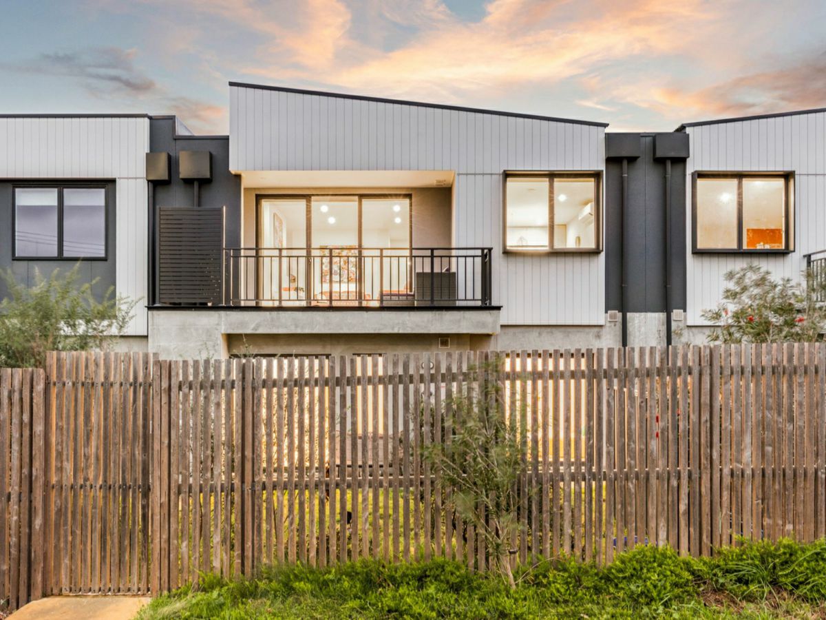 4 Basin Lane, Torquay - image 1