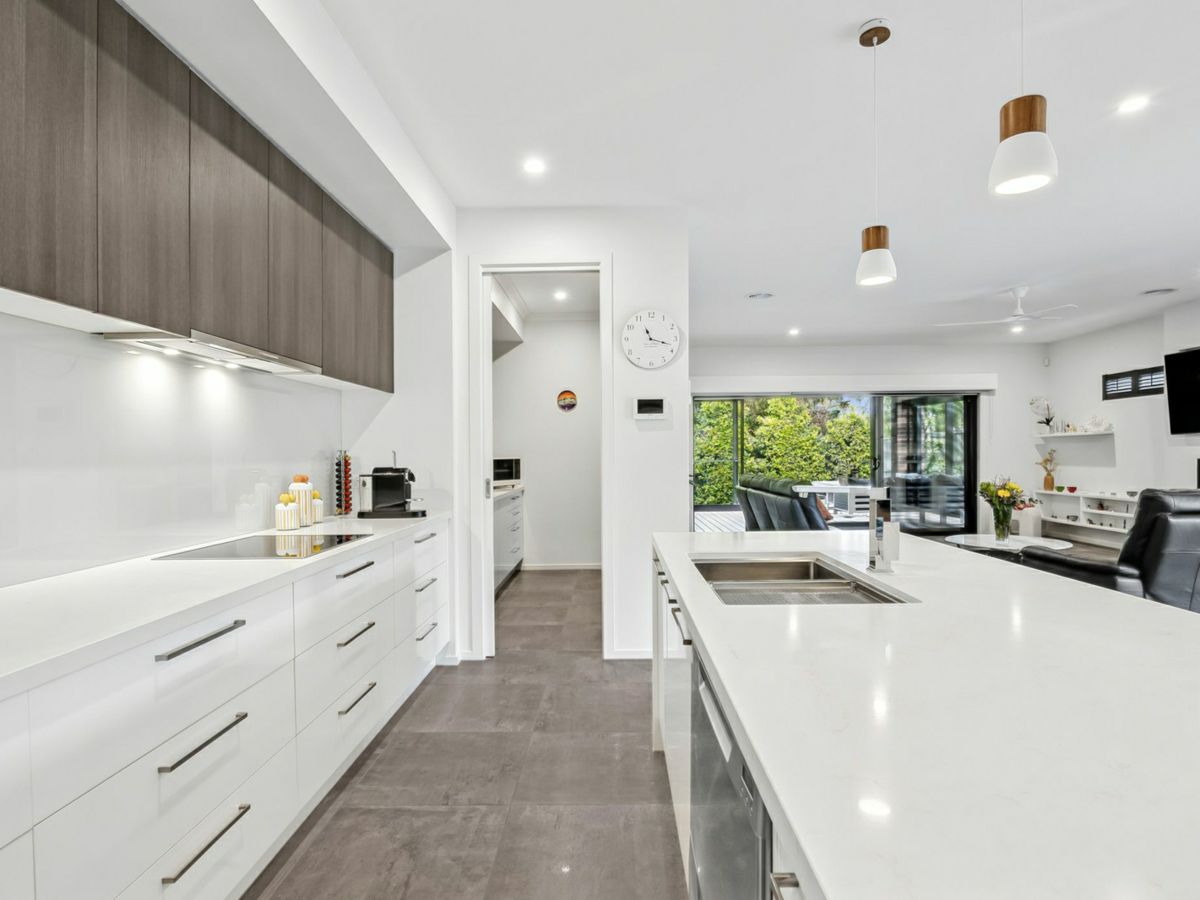32 Tubular Avenue, Torquay - image 3