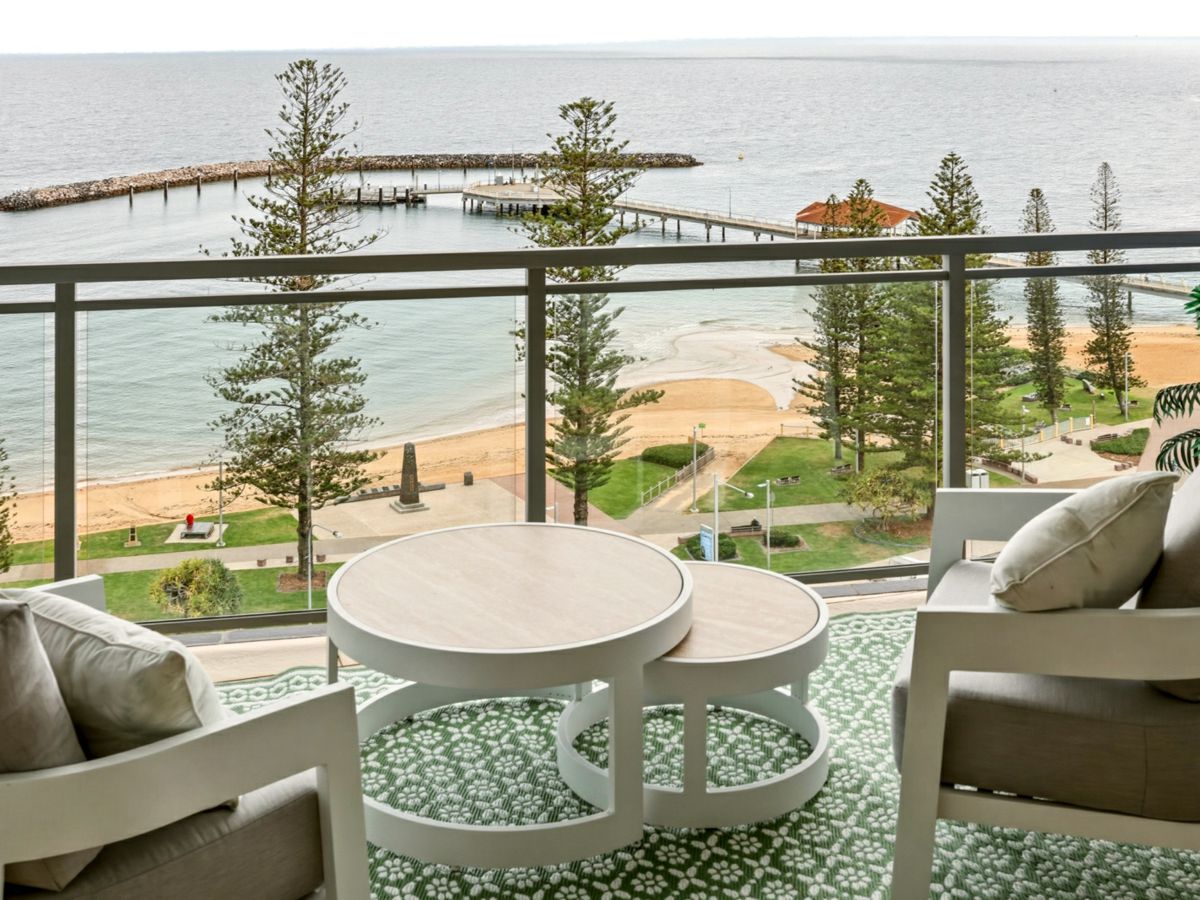 1004/185 Redcliffe Parade, Redcliffe - image 1