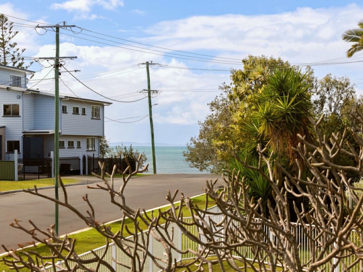 7 Caroline Street, Woody Point - image 3