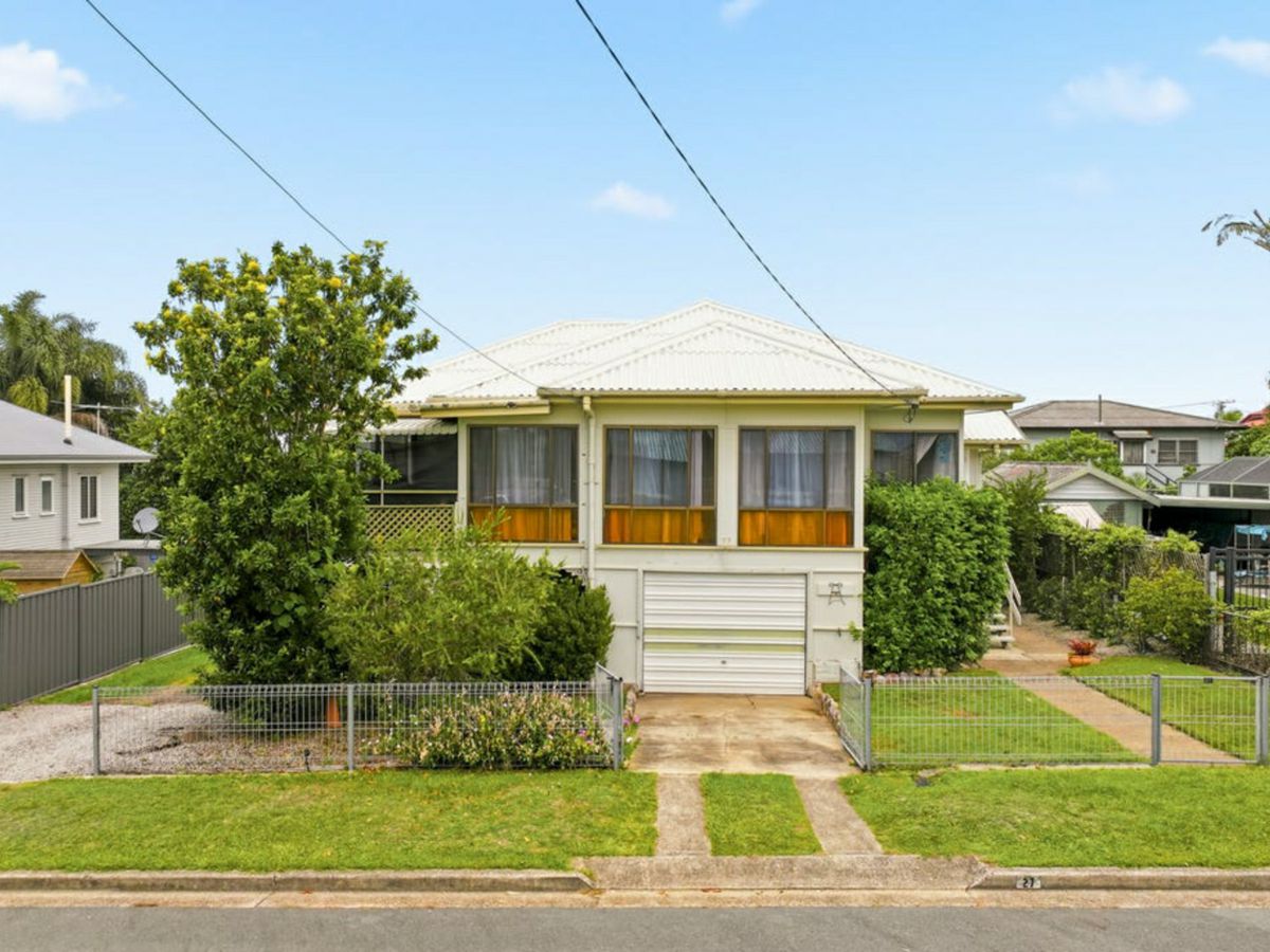 27 Langdon Avenue, Margate - image 1