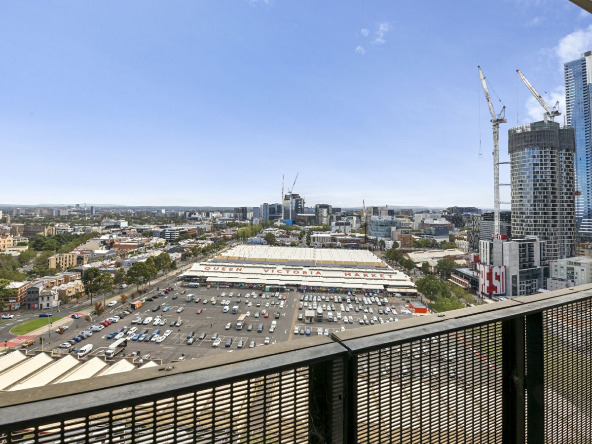 1802/243 Franklin Street, Melbourne - image 1