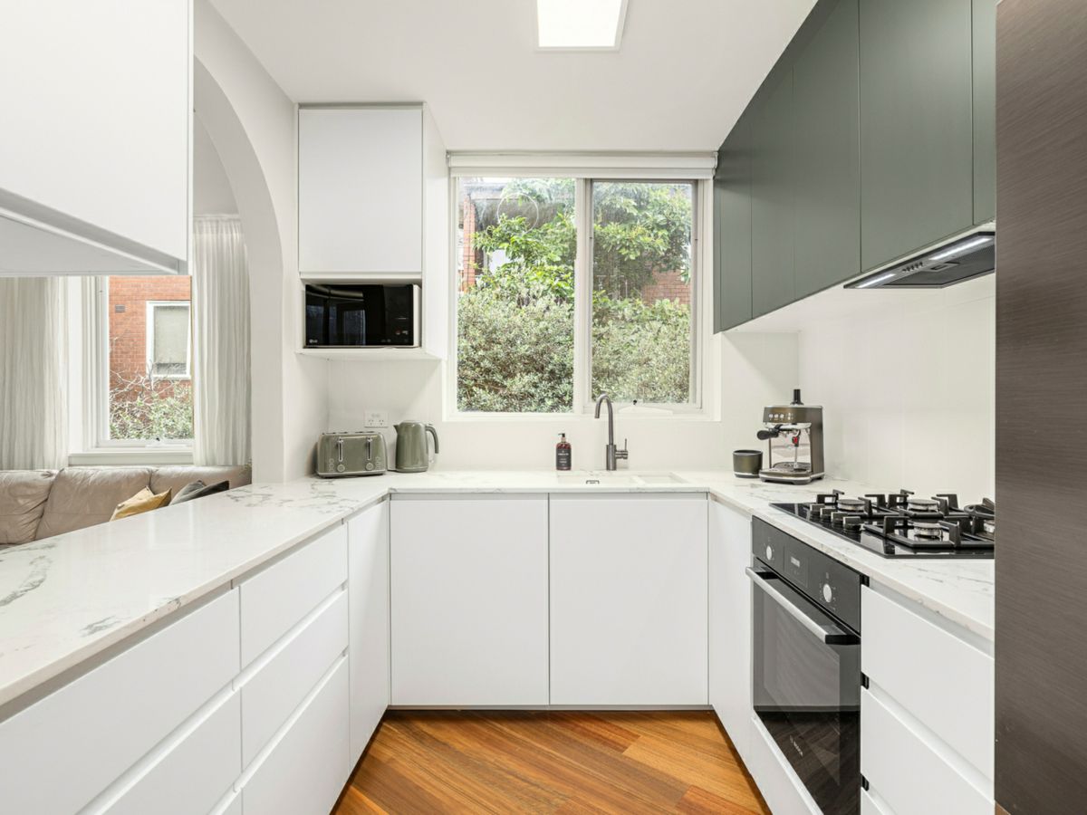 5/24 Fulton Street, St Kilda East - image 2