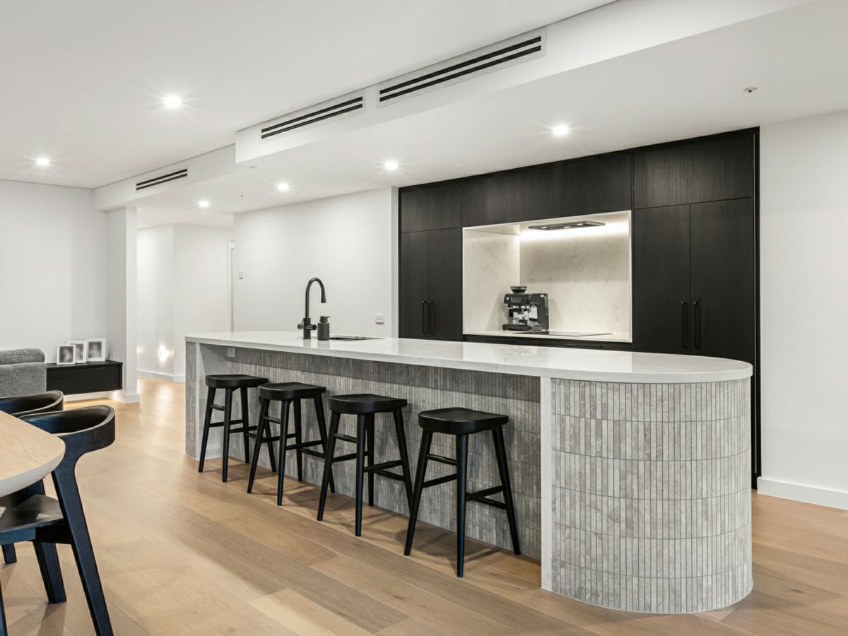 607/250 St Kilda Road, Southbank - image 3